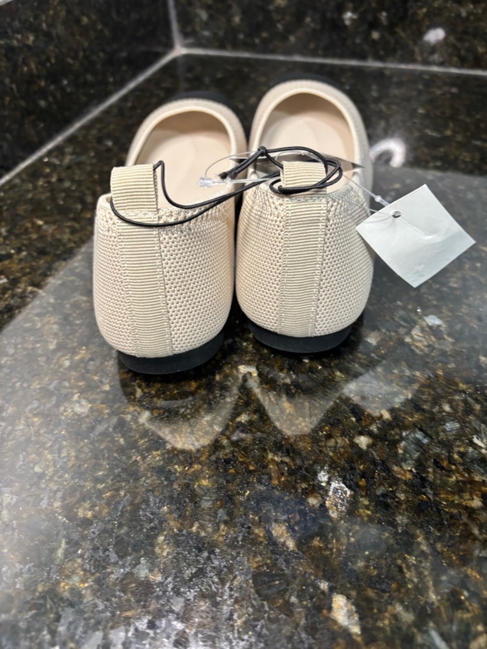 MIA NWT Women's Two-Tone Knit Ballet Flats - Black & Cream - Picture 4 of 8